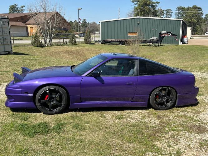 Nissan-Other-1992-Plum-Crazy-Purple-13
