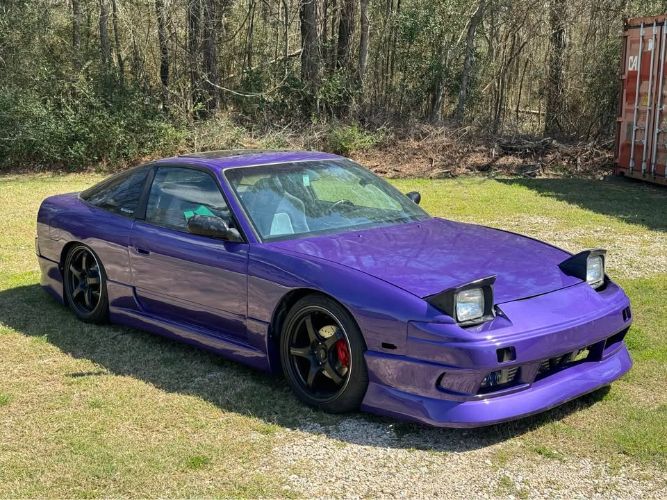 Nissan-Other-1992-Plum-Crazy-Purple-6