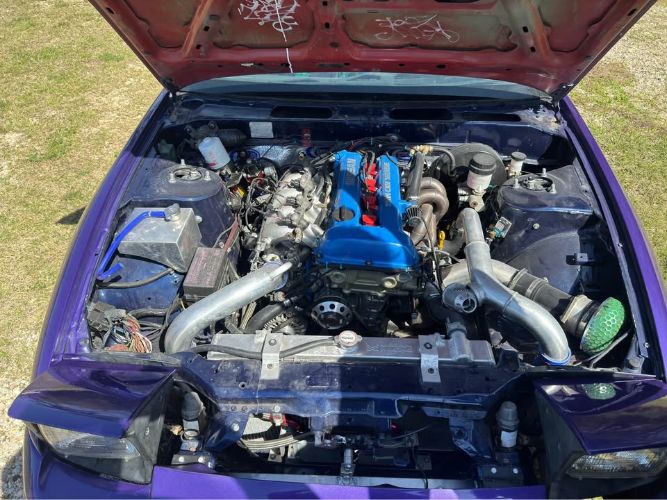 Nissan-Other-1992-Plum-Crazy-Purple-7