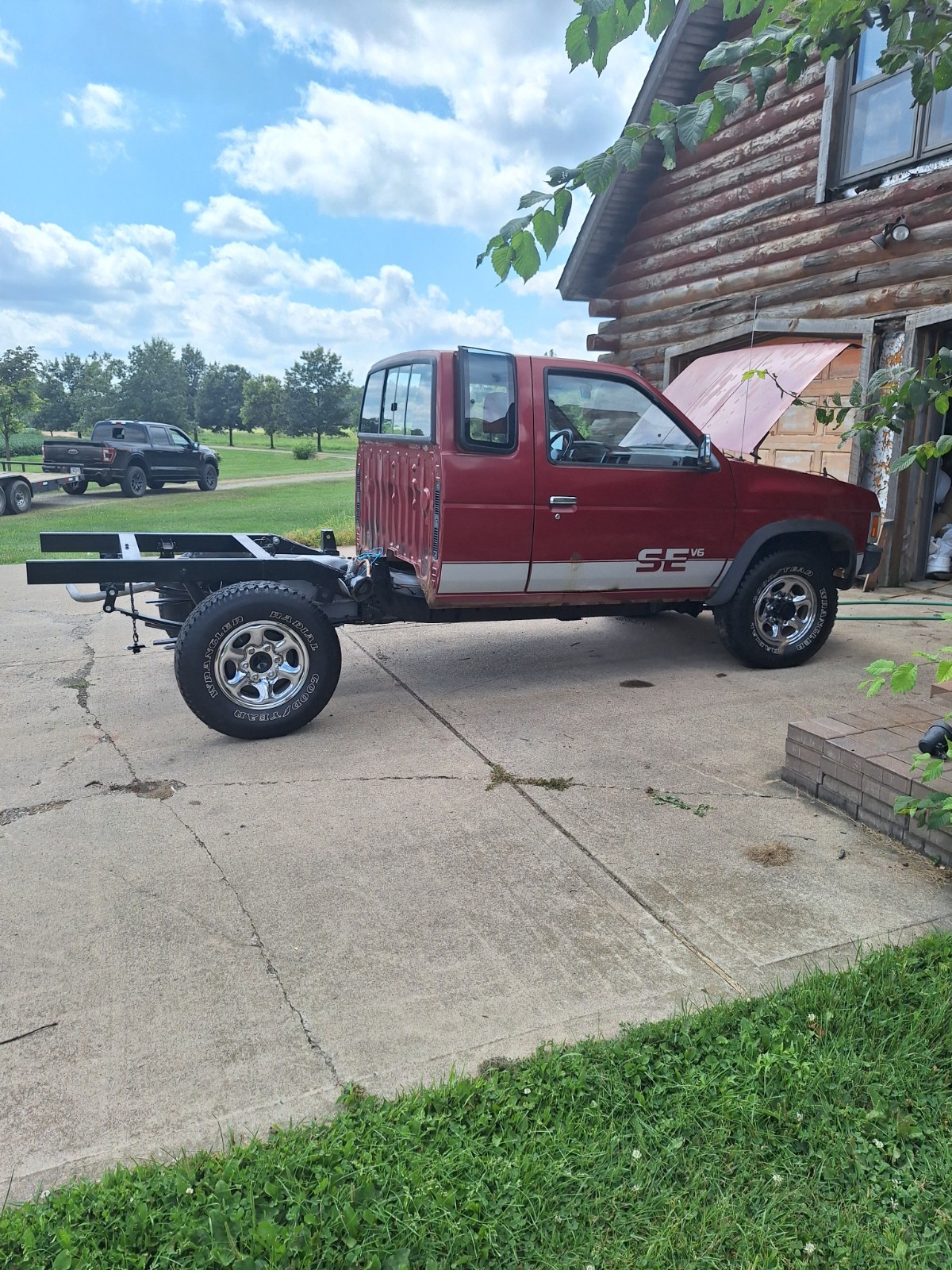 Nissan-Other-Pickups-1992-pickup-cab-1
