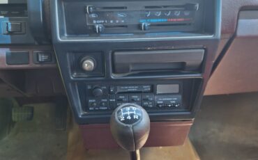 Nissan-Other-Pickups-1992-pickup-cab-9