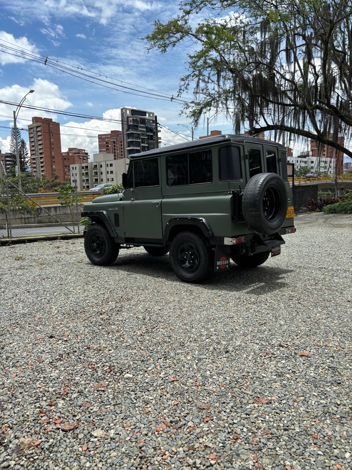 Nissan-Patrol-1974-12