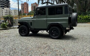 Nissan-Patrol-1974-14