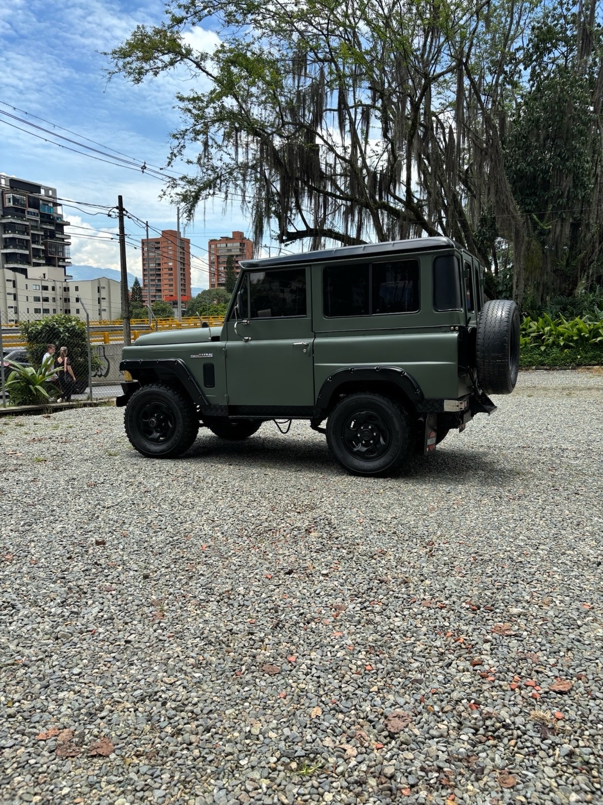 Nissan-Patrol-1974-14