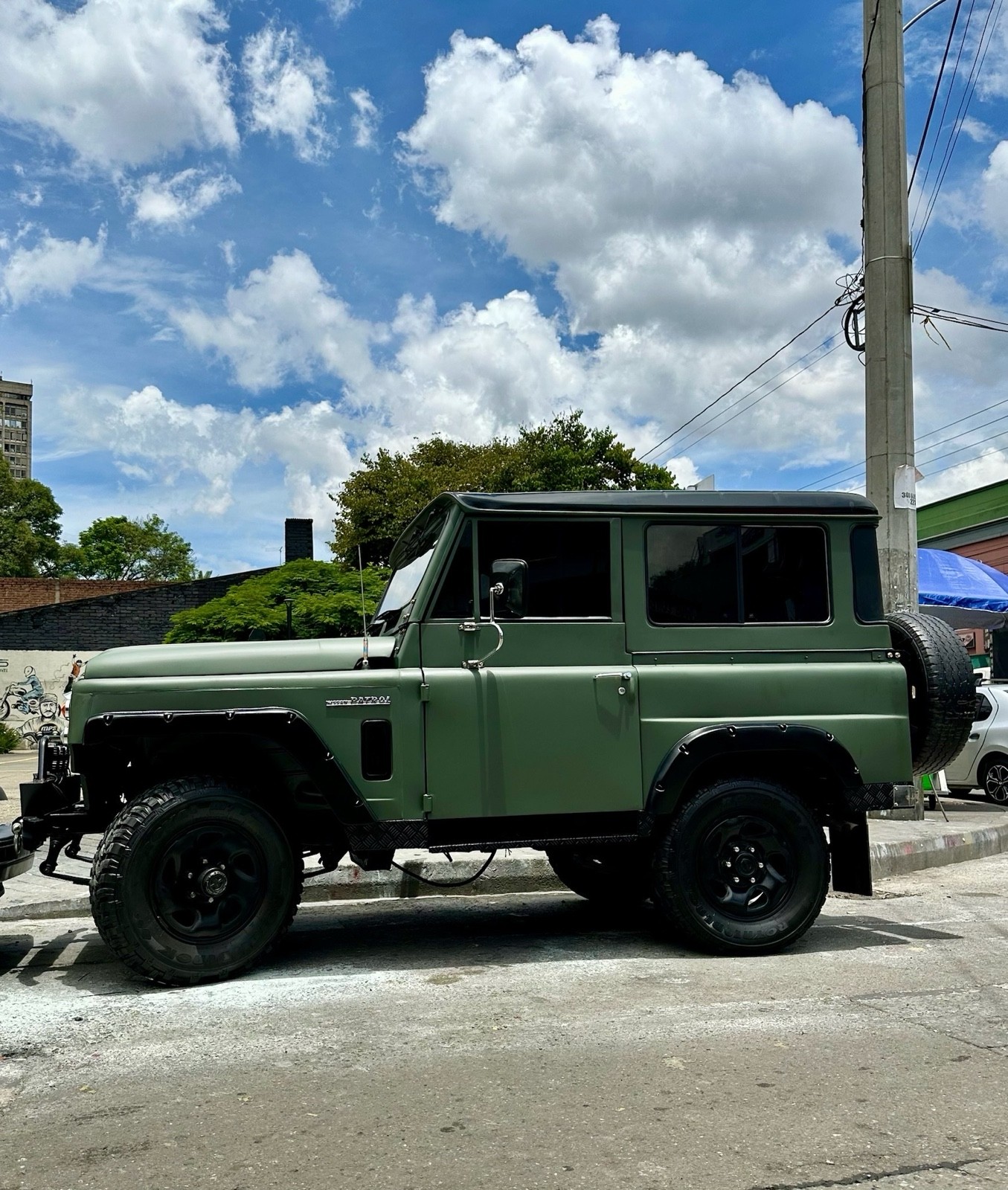 Nissan-Patrol-1974-2