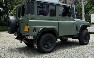 Nissan-Patrol-1974-23
