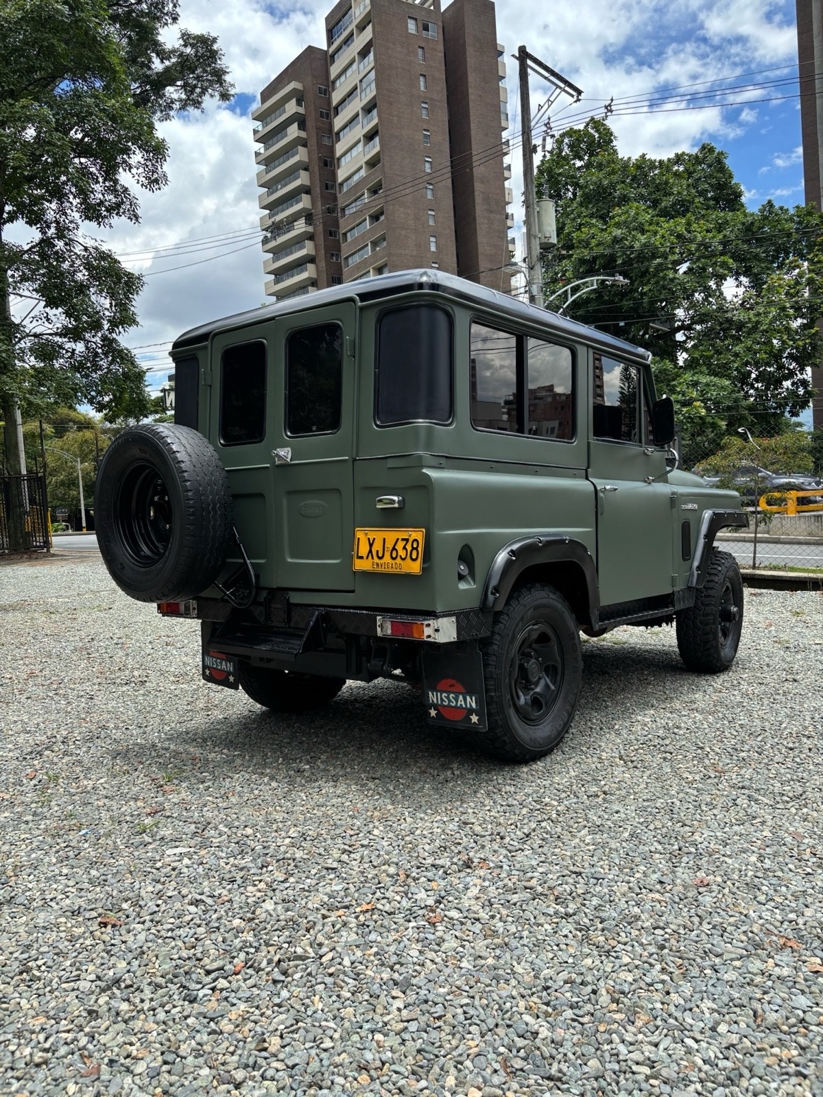 Nissan-Patrol-1974-24