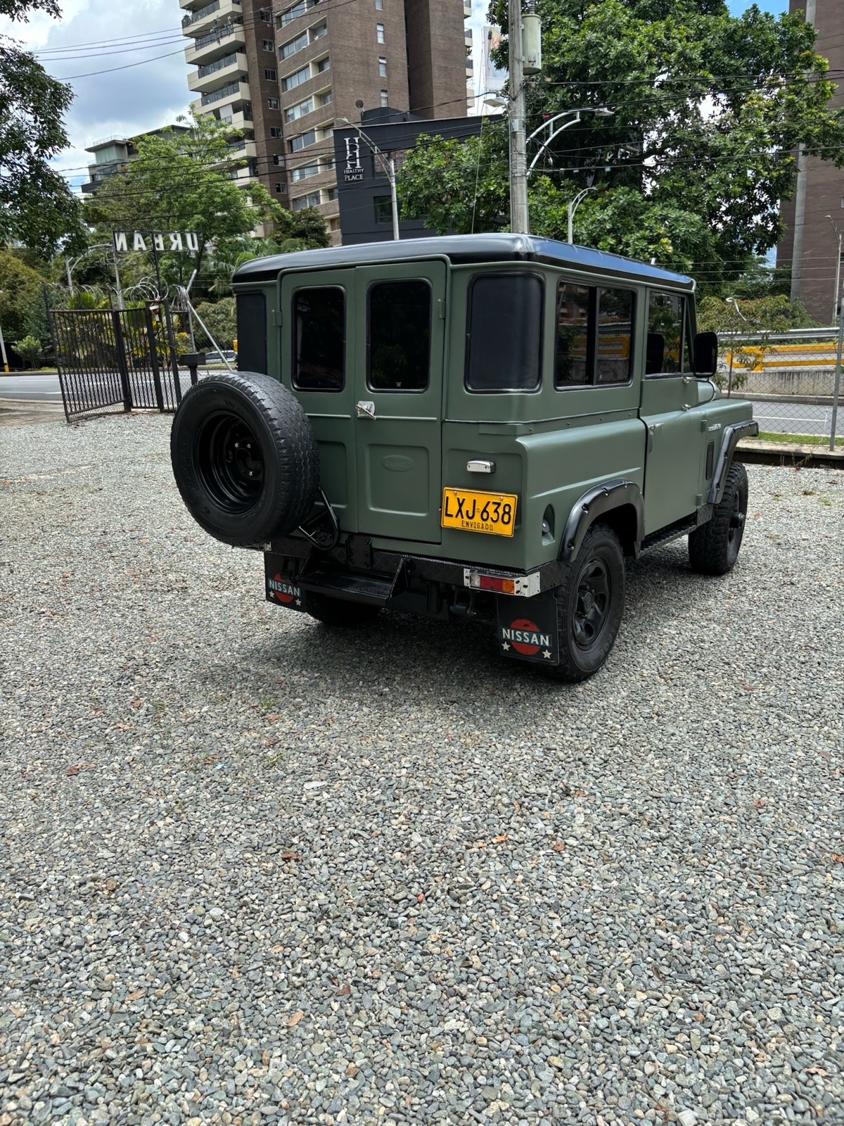 Nissan-Patrol-1974-25