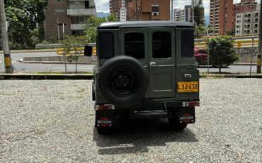 Nissan-Patrol-1974-27