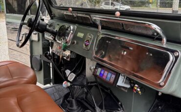 Nissan-Patrol-1974-33