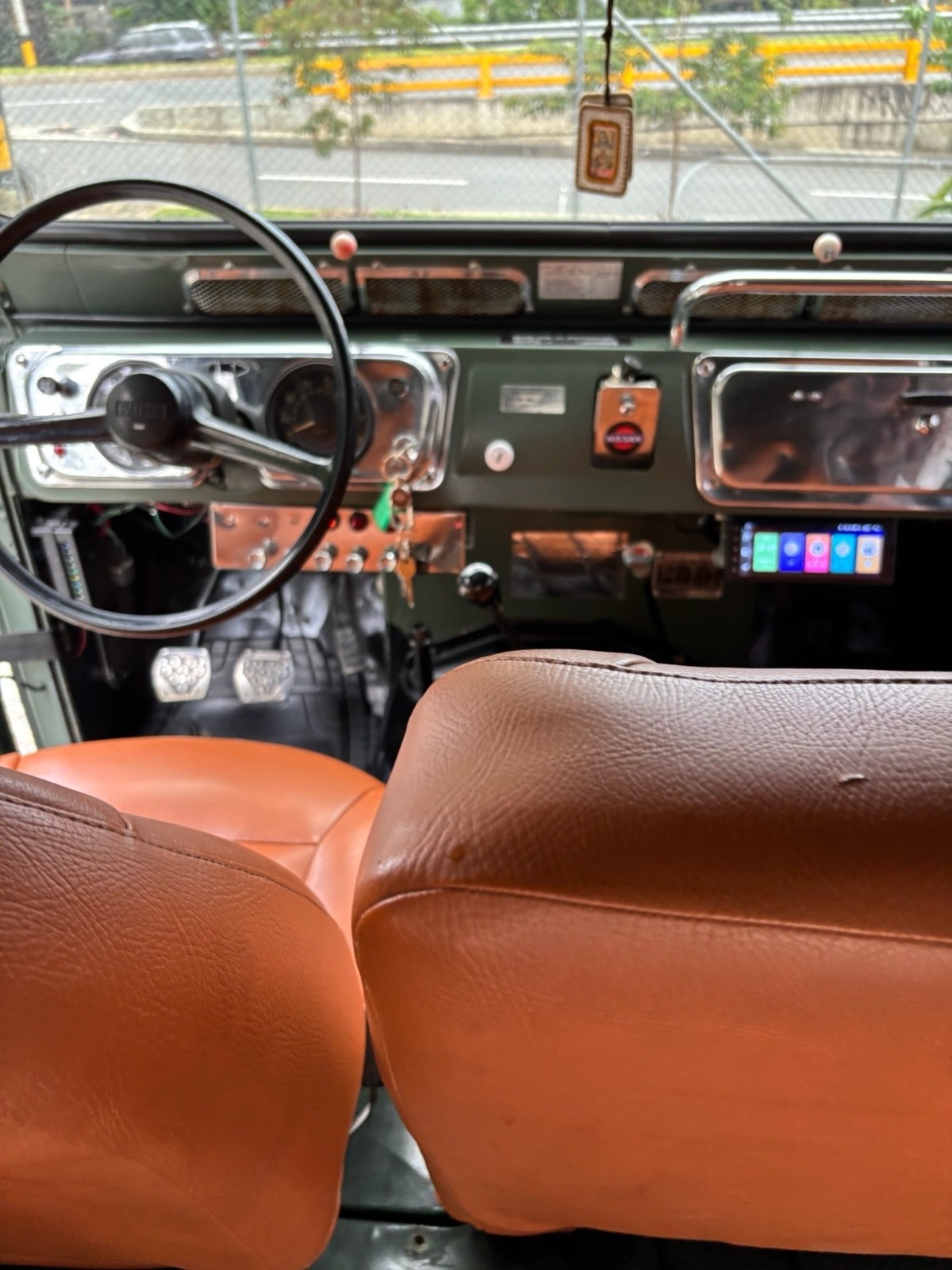 Nissan-Patrol-1974-35
