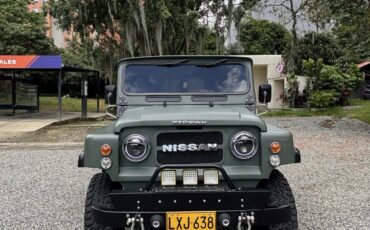 Nissan-Patrol-1974-6