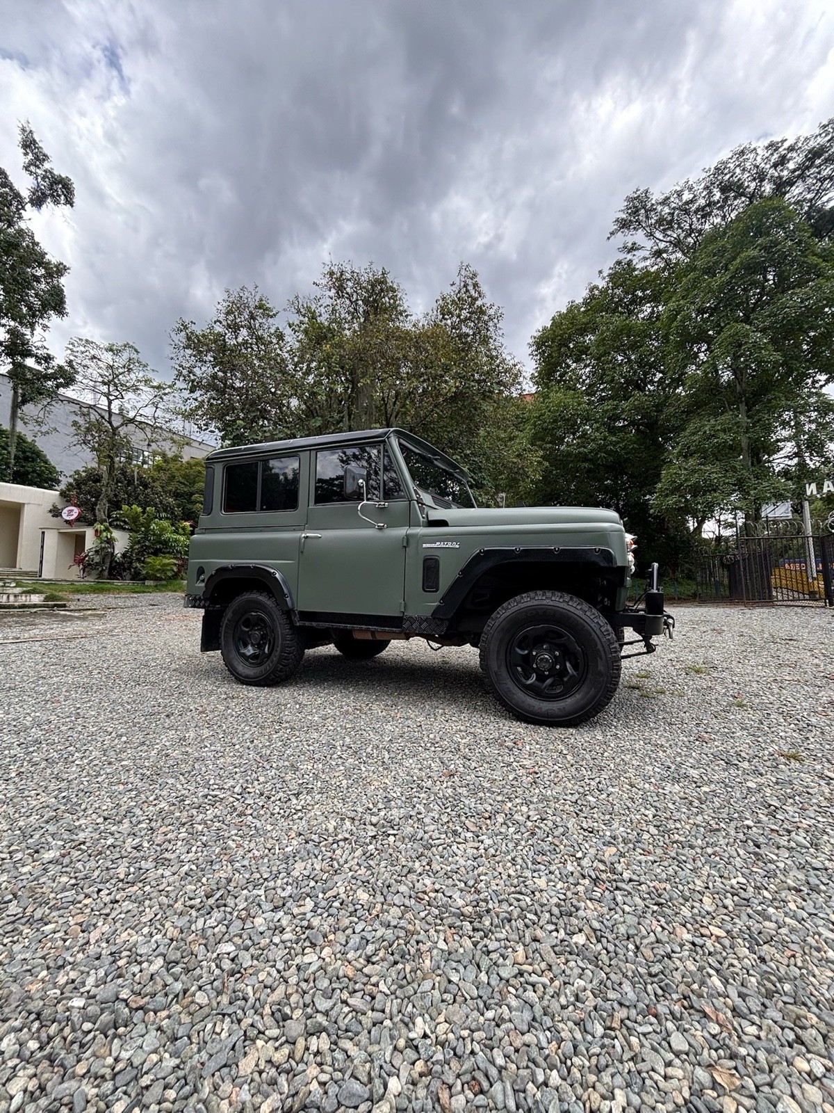 Nissan-Patrol-1974-7