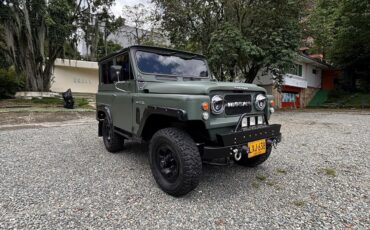 Nissan-Patrol-1974-8
