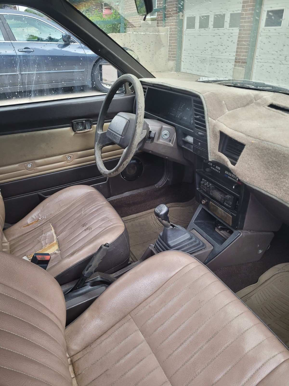Nissan-Sentra-1987-Hatchback-3