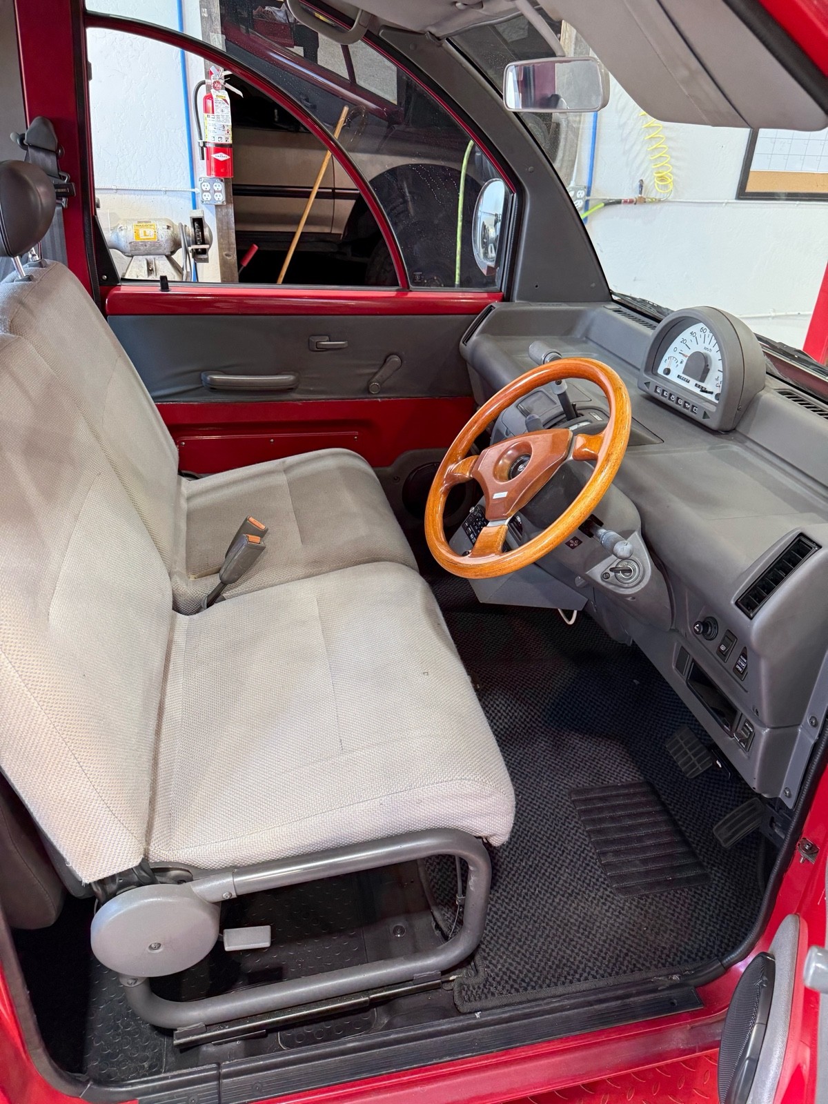 Nissan-Sentra-1989-15