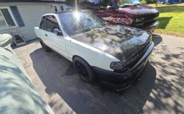 Nissan-Sentra-1993-Coupe-11