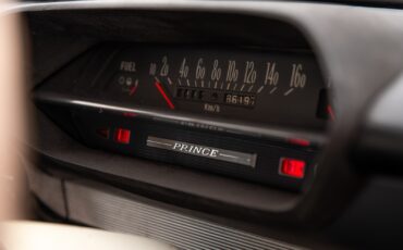 Nissan-Skyline-1968-Sedan-10