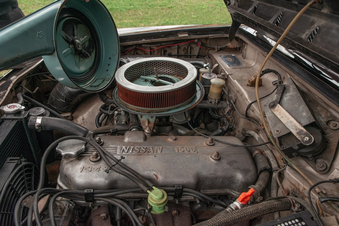 Nissan-Skyline-1968-Sedan-15