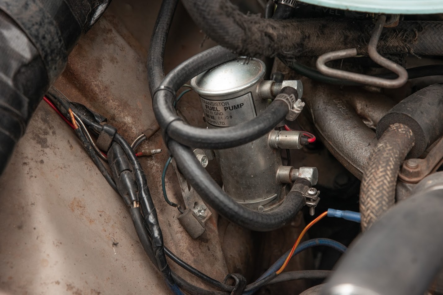 Nissan-Skyline-1968-Sedan-18