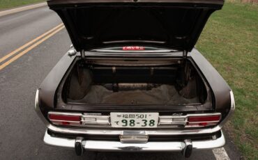 Nissan-Skyline-1968-Sedan-34
