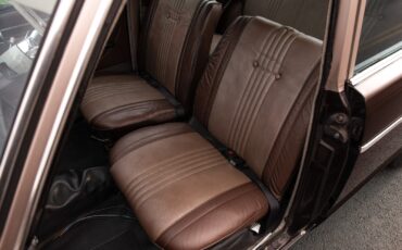 Nissan-Skyline-1968-Sedan-5