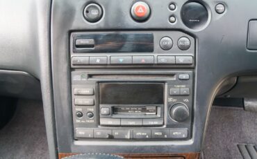 Nissan-Skyline-1995-Sedan-18