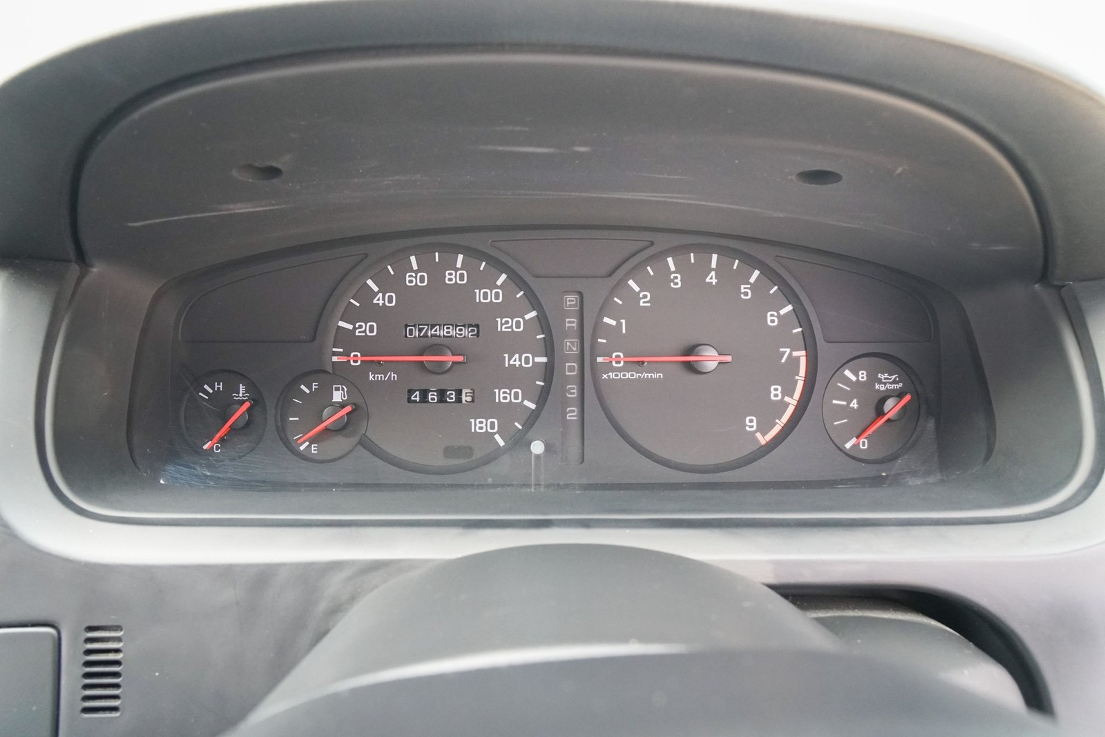 Nissan-Skyline-1995-Sedan-21
