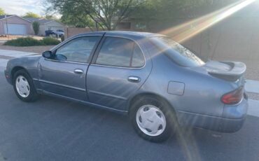 Nissan-altima-1993-3