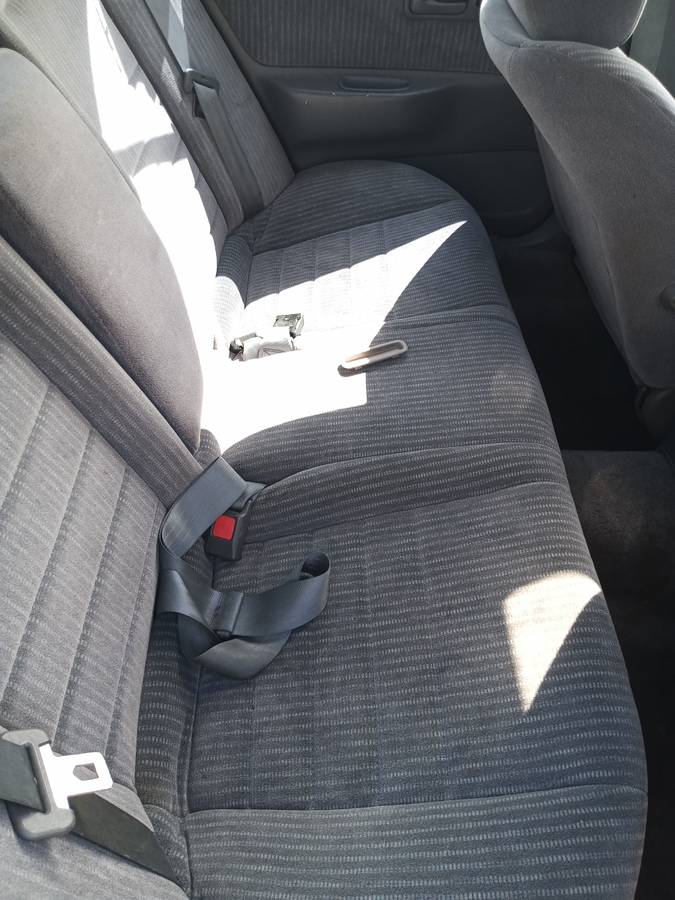 Nissan-altima-1995-grey-5