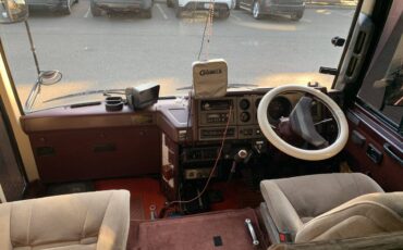 Nissan-civilian-diesel-1992-red-14
