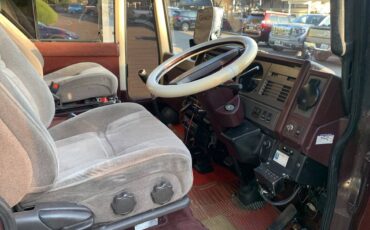 Nissan-civilian-diesel-1992-red-16