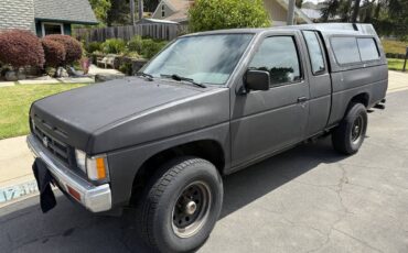 Nissan-d21-1992-black-13