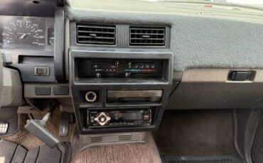 Nissan-d21-1992-black-8