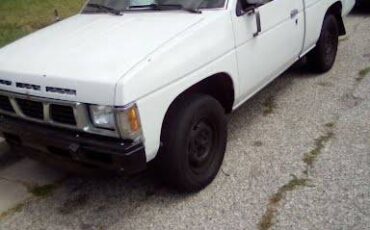 Nissan-d21-hardbody-1987