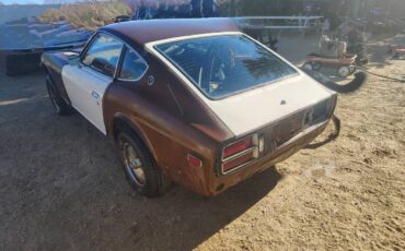 Nissan-datsun-240-1972-2
