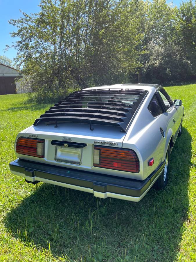 Nissan-datsun-280-zx-turbo-1982-silver-1