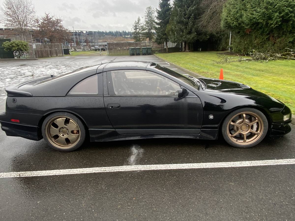 Nissan-fairlady-z-1990-black-2