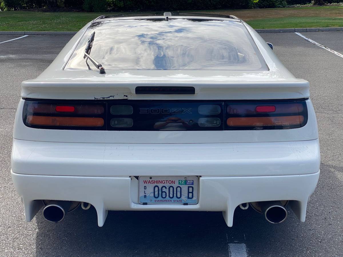 Nissan-fairlady-z-1990-white-3
