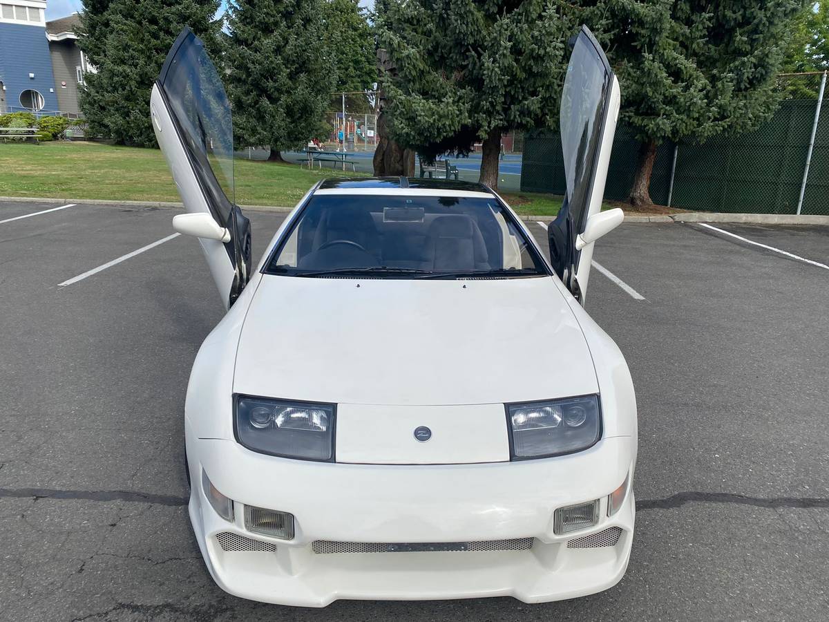 Nissan-fairlady-z-1990-white-8