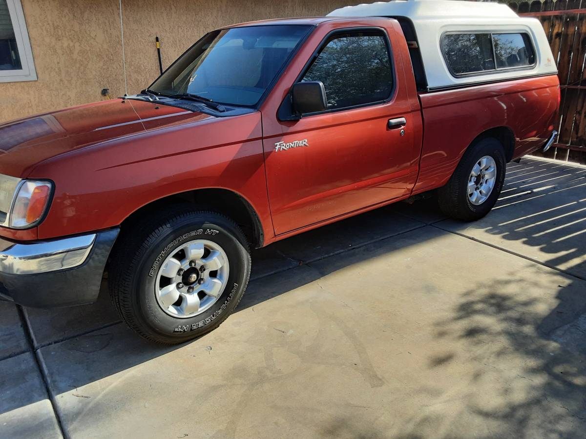 Nissan-frontier-1989