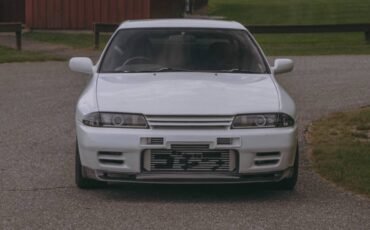 Nissan-gt-r-1990-white
