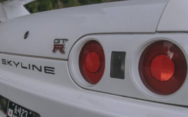 Nissan-gt-r-1990-white-5
