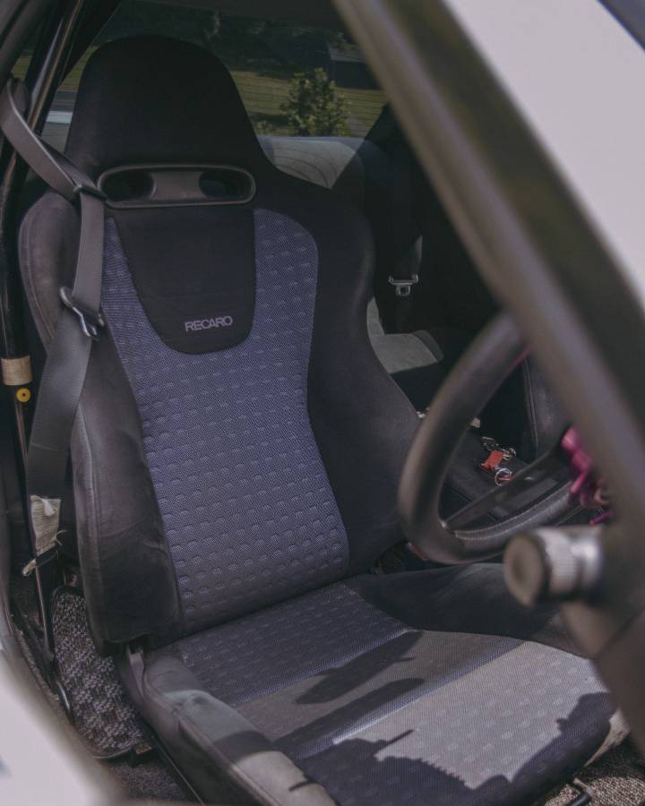Nissan-gt-r-1990-white-8