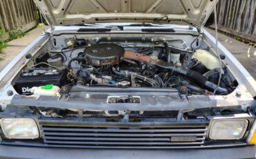 Nissan-hardbody-1987-custom-15