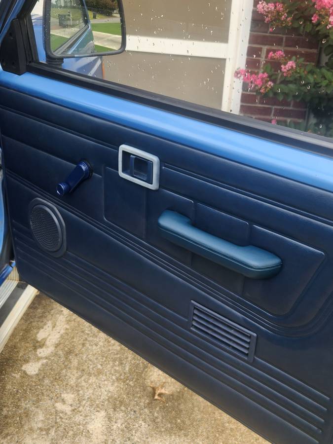 Nissan-hardbody-1989-blue-7