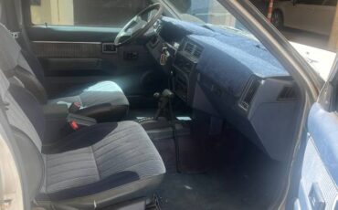 Nissan-hardbody-pickup-1989-grey-5