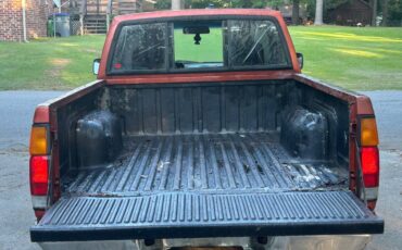 Nissan-hardbody-pickup-1993-2