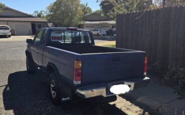Nissan-hardbody-pickup-1994-blue-3