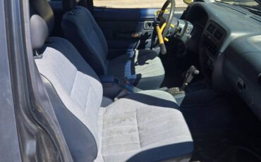 Nissan-hardbody-pickup-1994-blue-4